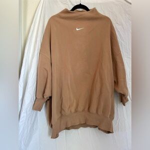 Women’s Nike dolman sleeve sweatshirt sized XL in taupe color